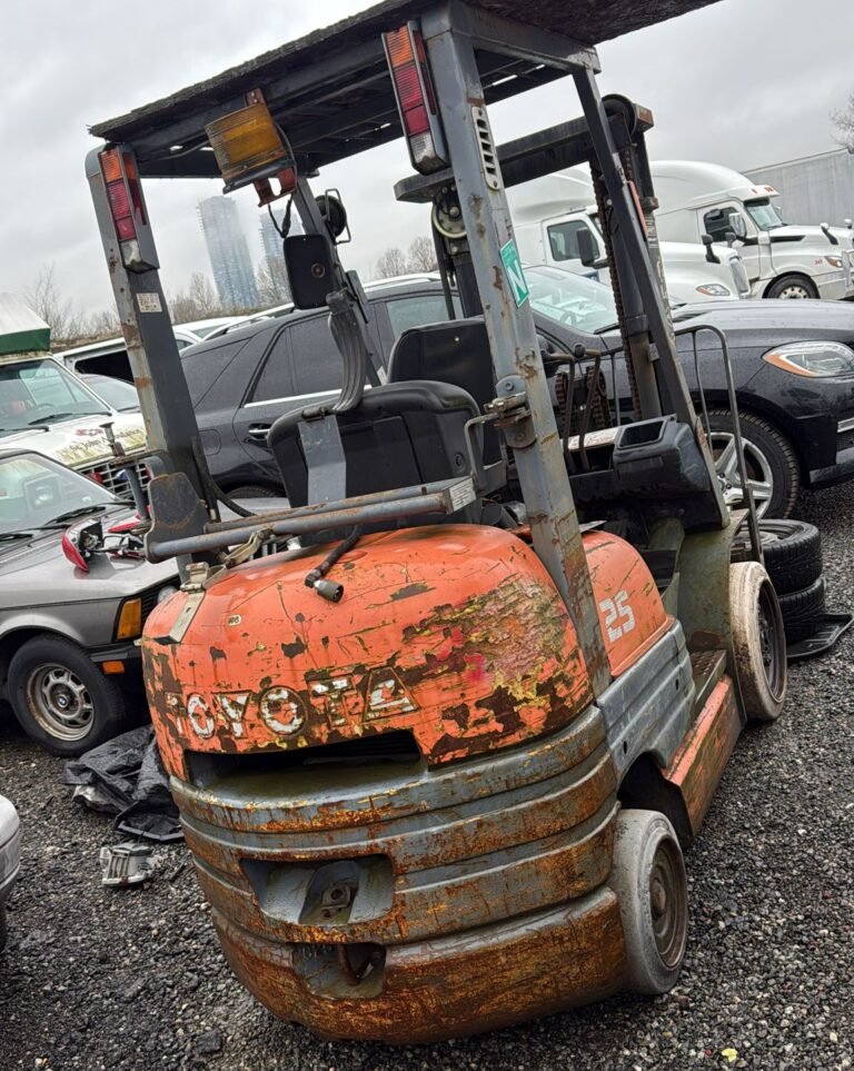 Junk Toyota Forklift from Newton